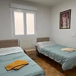 Vut Casa Trujillano 度假居 *